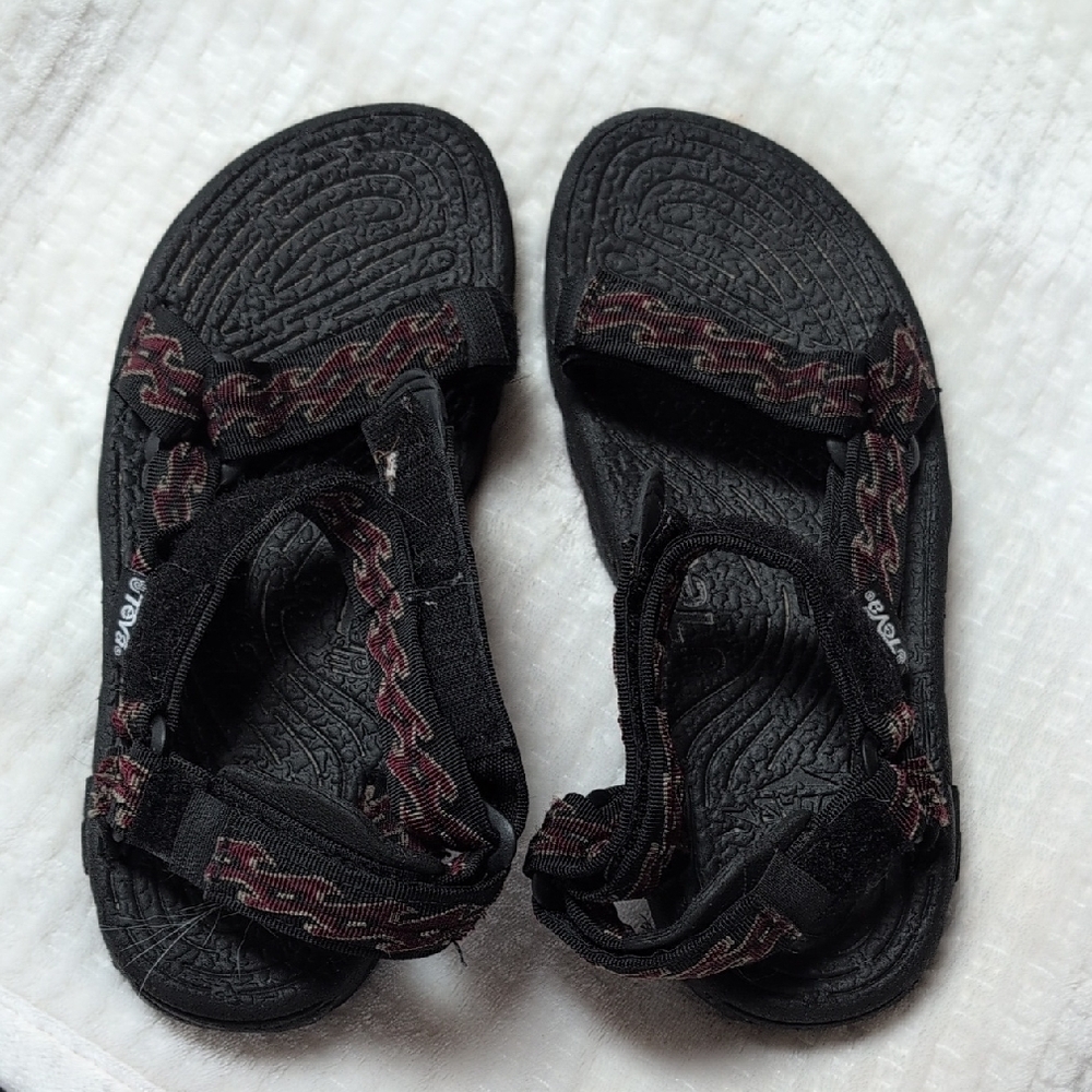 Black Sandals with Red Accents